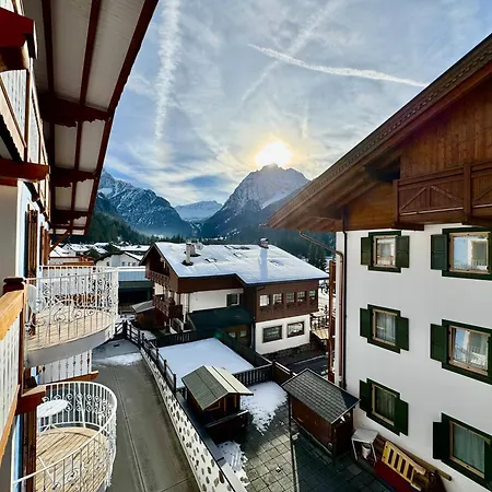 Cesa Planber Mountain View Bike Friendly Apartment Canazei